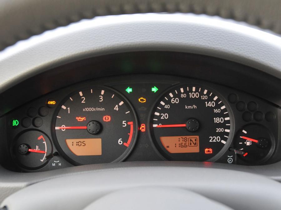  Nissan Frontier Crew Cab 2008 года  (BR) (фото 28 из 30)